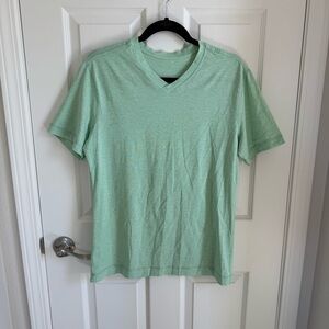 Lululemon 5 Year Basic V-Neck T-Shirt, M